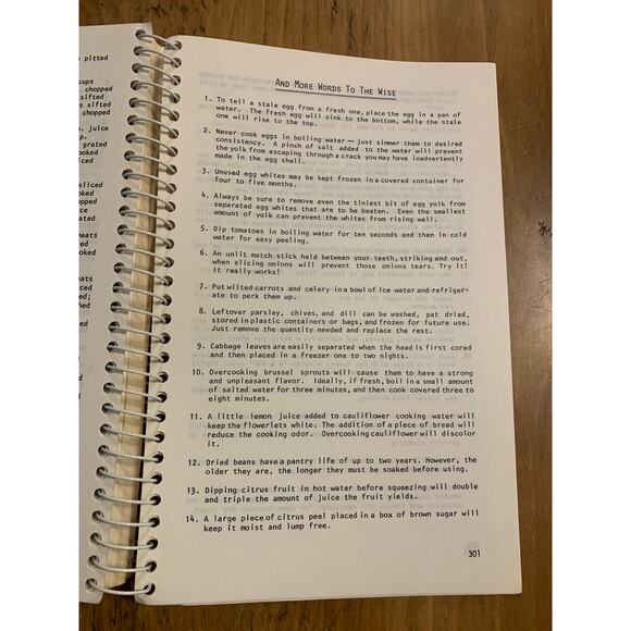 Calico Pantry Spiral Paperback Cookbook Vtg 1981 Lois Solomon Anita Reitman - Picture 8 of 10